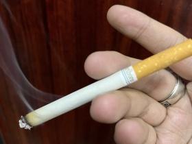 2025免税香烟一手货源网深度解析：渠道、价格与风险指南